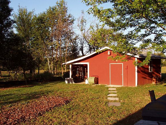 Sheds w/electric, phone