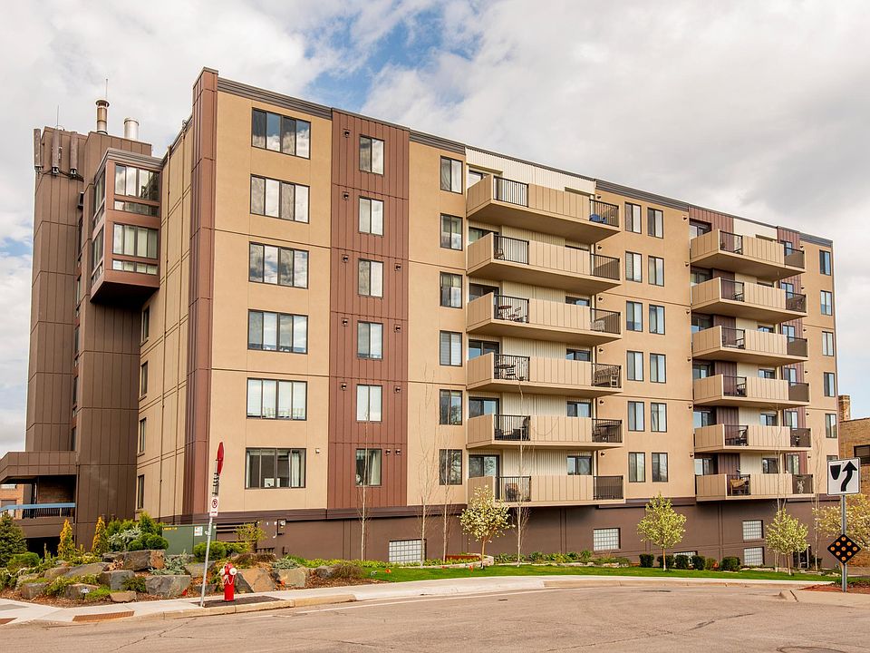 1st image of 2800 W 44th St Unit 503