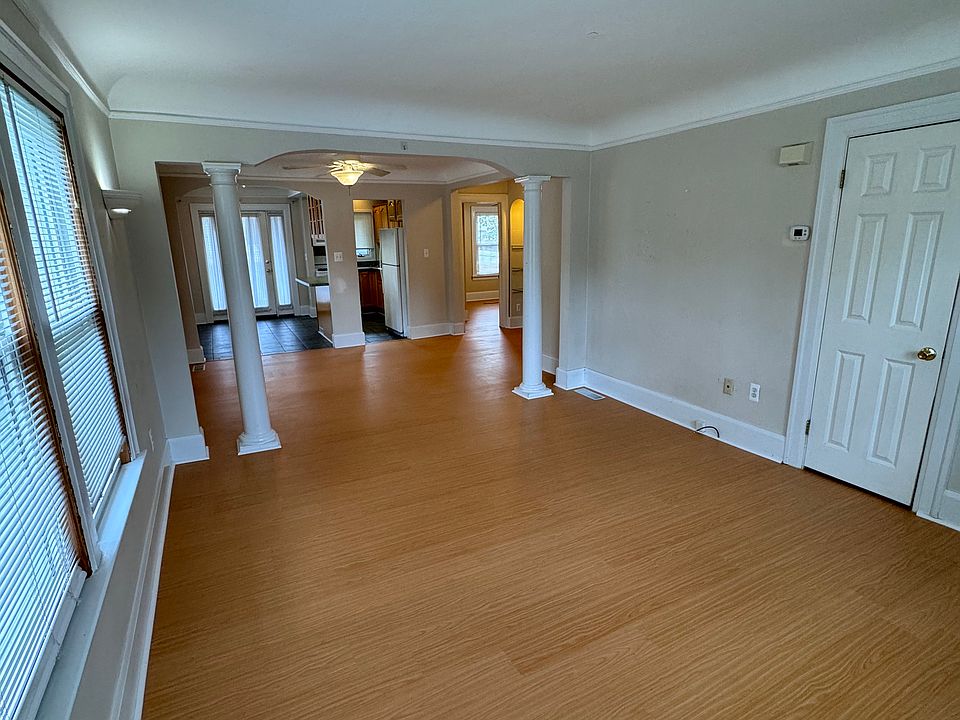 1st image of 703 S Pleasant St #1