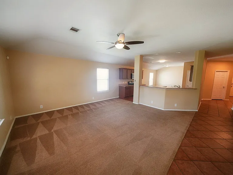320 Longhorn Way — Photo 9