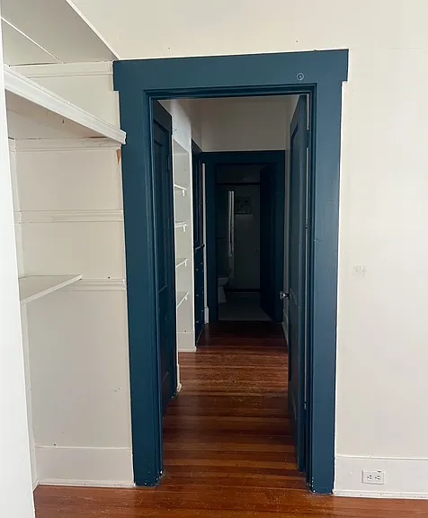 719 W French Pl #1 — Photo 8