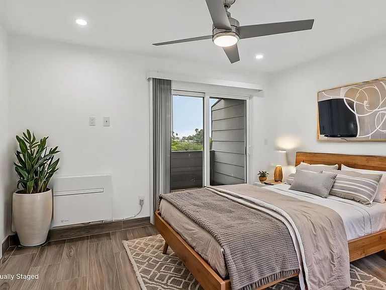 Renovated Oceanside Apartment Homes-MOVE IN PROMOTION! — Photo 19