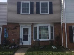 8828 Oak Hollow Ct, Manassas, VA 20109