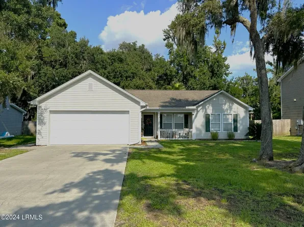 5 Wintergreen Dr, Beaufort, SC 29906