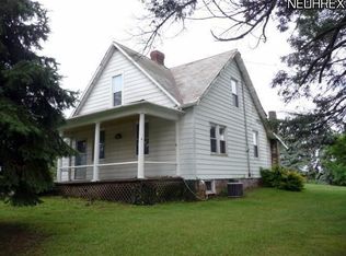 2715 Rix Mills Rd, New Concord, OH 43762