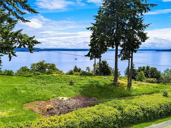 View of picnic area across 87th, included in the 9.55 acres in one tax parcel.