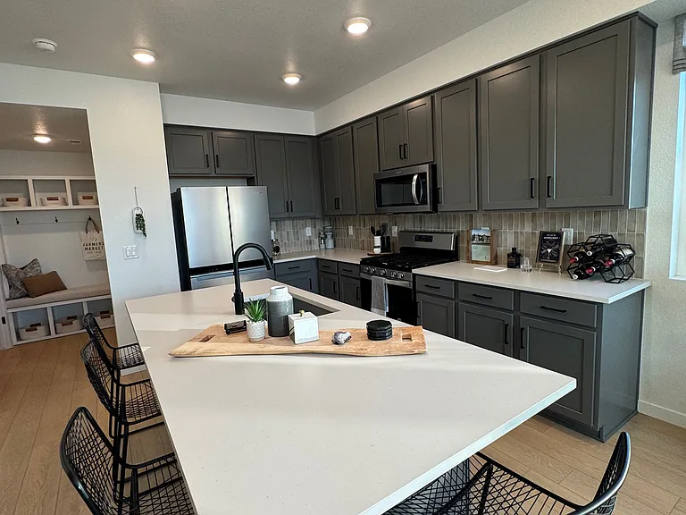 10212 Milwaukee Cir — Photo 4