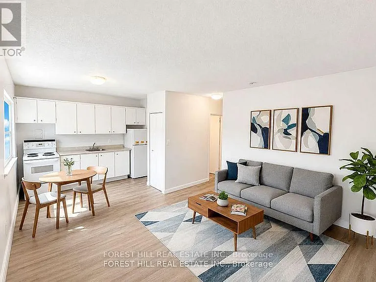 92 Robinson St #504 — Photo 5