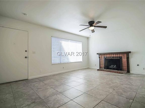 4th image of 7340 Clearwater Cir