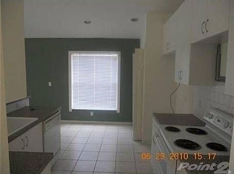 3rd image of 14261 NW 22nd St