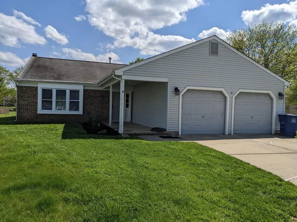 7 Gardenia Ct, Mount Laurel, NJ 08054