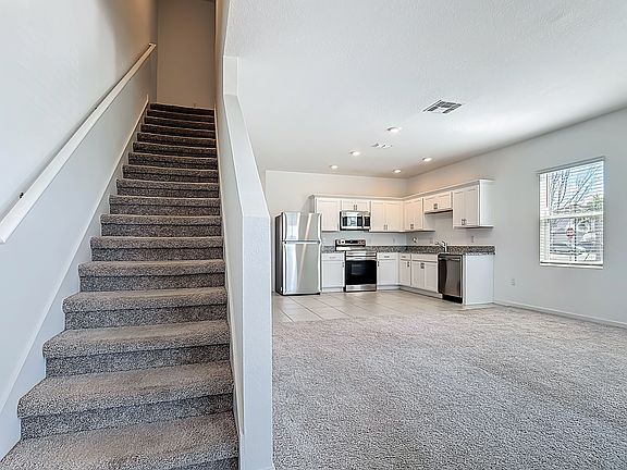 5th image of 373 Grand Pine Lane St