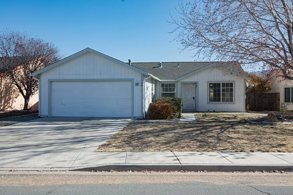 124 Fortune Dr photo 1