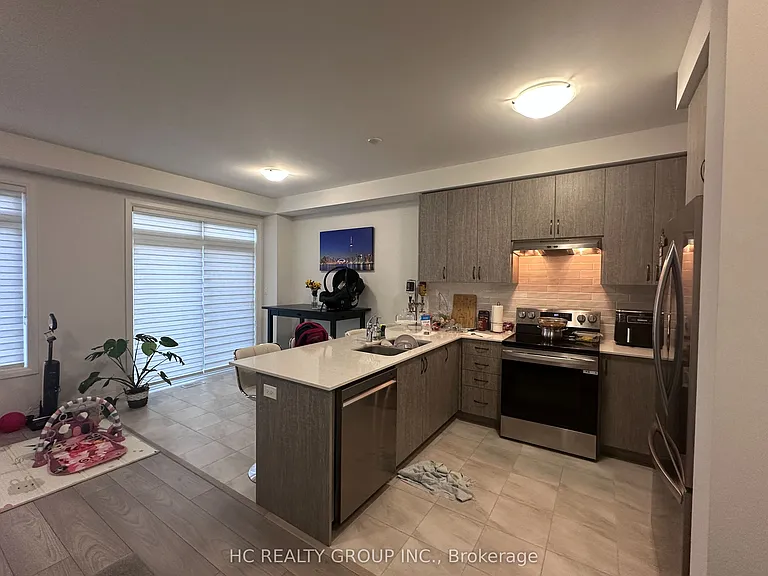 1018 Valhalla Ter — Photo 4