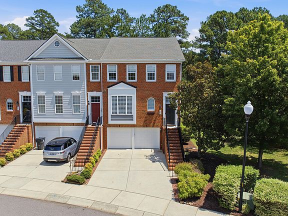 3rd image of 500 Kirkeenan Cir