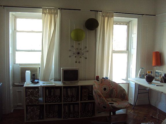 3rd image of 426 Vanderbilt Ave #4