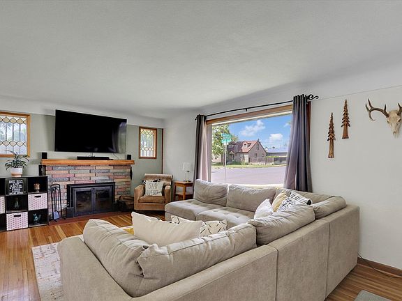 4th image of 2337 W Lacrosse Ave
