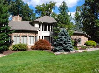 5475 Northwood Dr, Center Valley, PA 18034