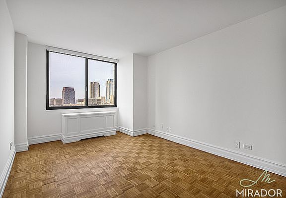 4th image of 145 W 67th St APT 29A