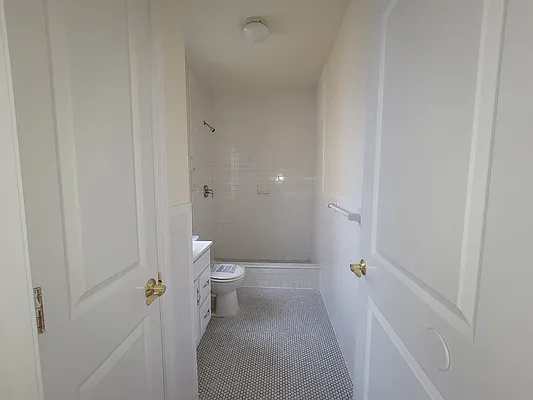 Rented by ONE Manhattan Real Estate | media 8