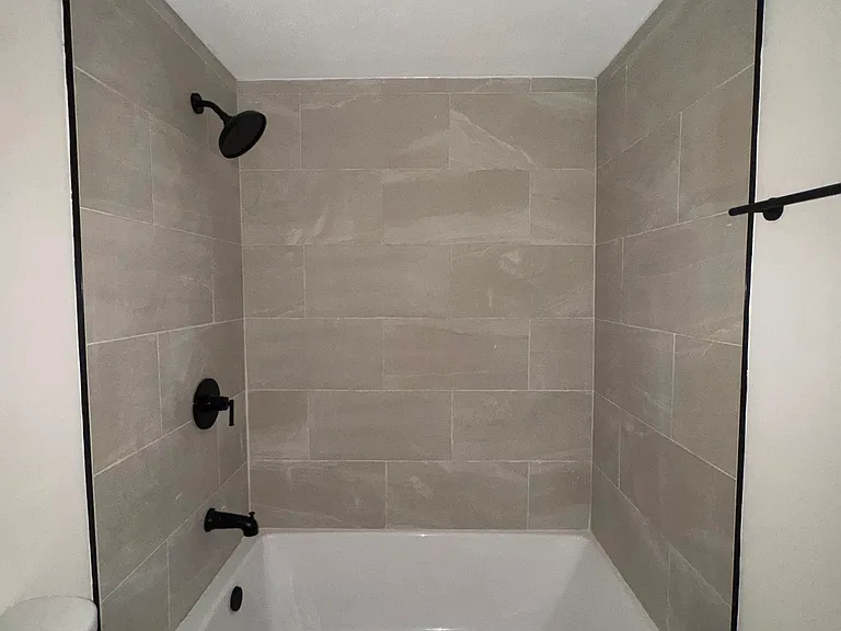 635 E Seneca Tpke #13 — Photo 11