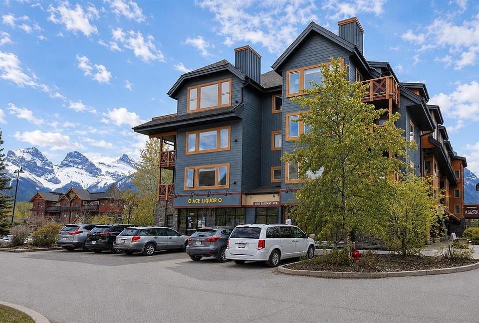 1st image of 1120 NE Railway Ave #206C