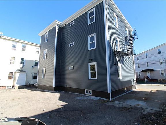 2nd image of 91 Ridge St