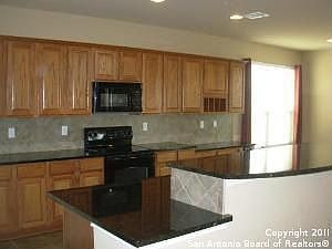 3rd image of 819 Synergy Ln