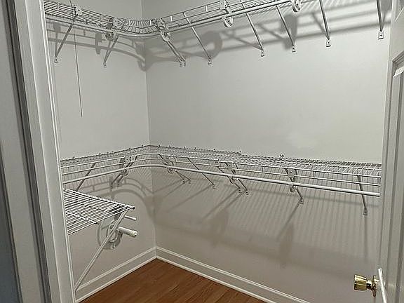 5th image of 527 W Eastman St APT 1D