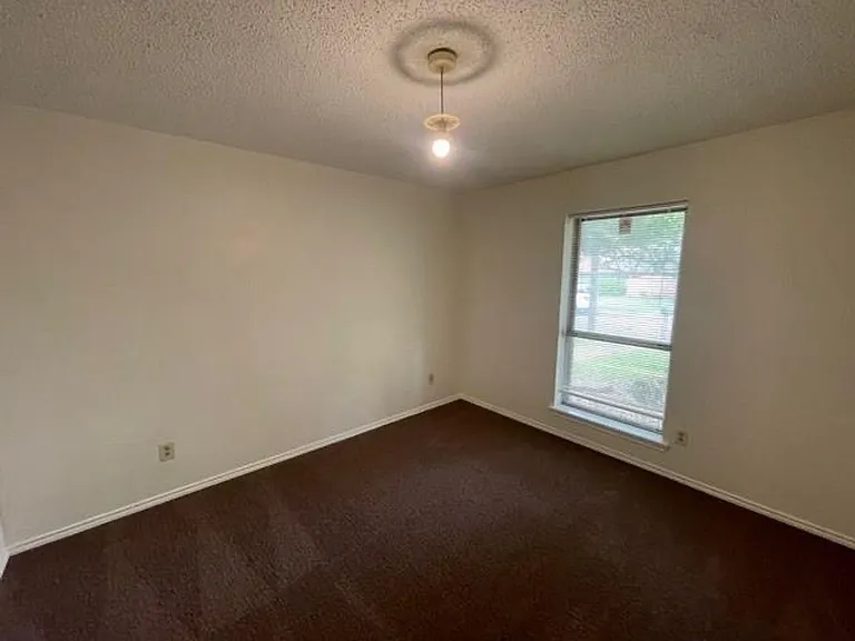 4808 Berridge Ln — Photo 6