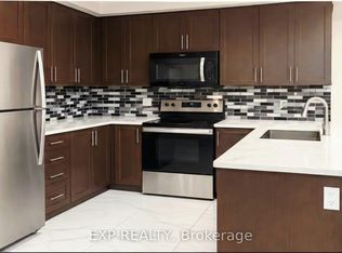 10 Waterstone Way, Whitby, ON L1N0M3