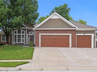 13720 Wagon Pass Rd, Platte City, MO 64079