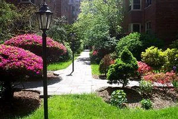 Gracie Gardens  