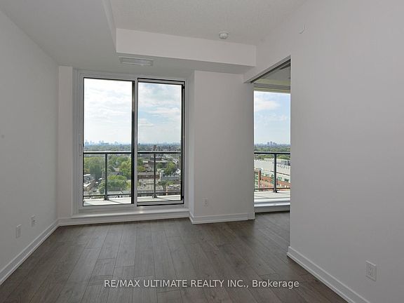 5th image of 297 College St #1510