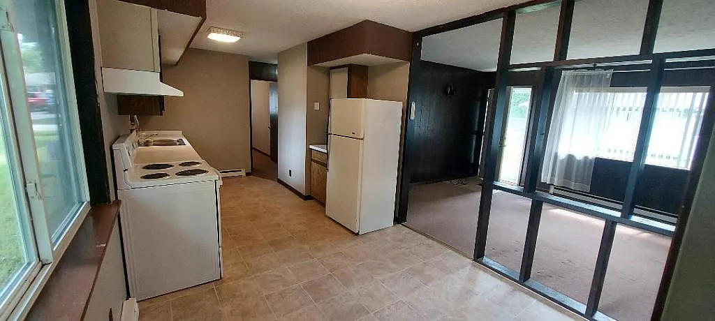 147 Paras Hill Apt B — Photo 3