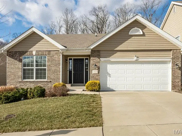 17457 Wyman Ridge Dr, Eureka, MO 63025