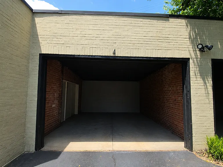 3901 Reading Rd #4 — Photo 8