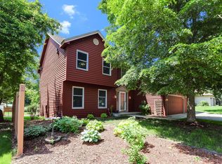 15016 Sunrise Ln, Burnsville, MN 55306