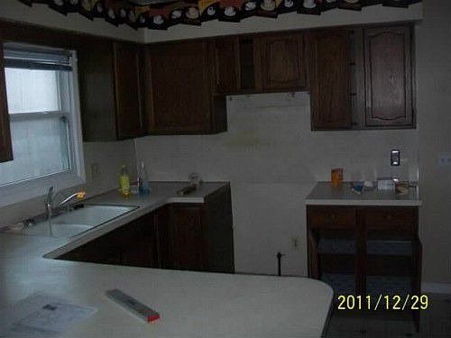 5th image of 2069 Stanford Dr SE