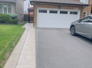 1358 Beauty Bush Ct #BASEMENT, Mississauga, ON L5V 1K4