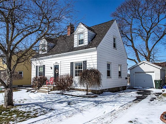 2nd image of 228 Lindsay Pl