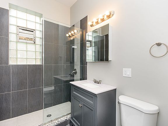 2nd image of 2536 N Kimball Ave #303