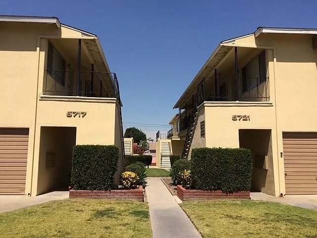 5721 Harding Ave — Photo 1