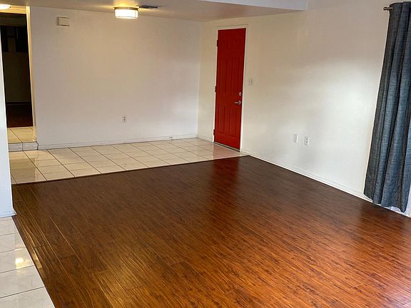 4th image of 2526 1/2 W Avenue 35
