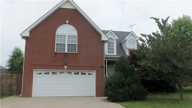 1st image of 105 Blackhawk Ct