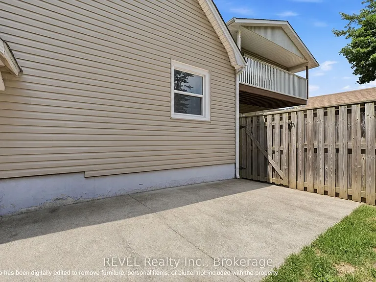 19 Leeper St — Photo 22