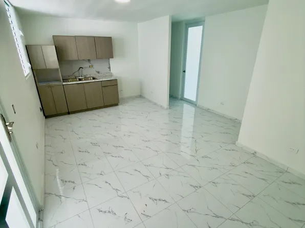 39 Calle Jazmin, San Juan, PR 00927