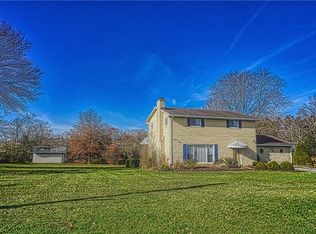 124 Providence Dr, Butler, PA 16001