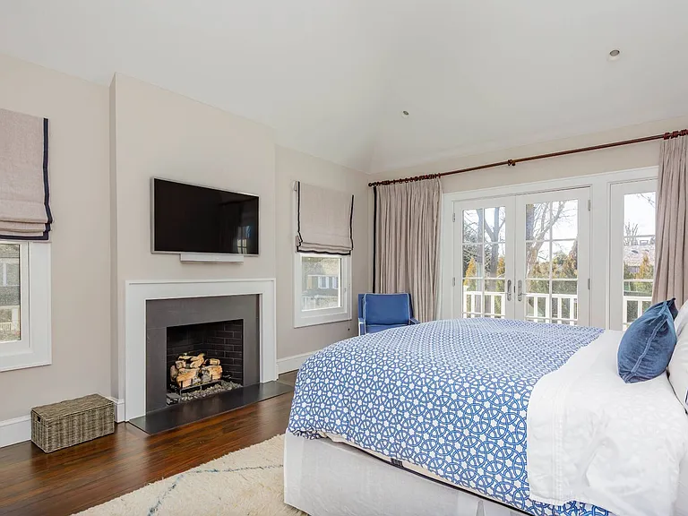 247 Little Plains Rd — Photo 23