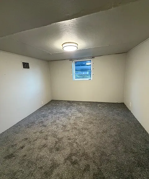 6807 N Fiske Ave — Photo 15